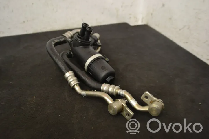 Audi A8 S8 D4 4H Gearbox oil cooler pipe/hose 0b5325240a