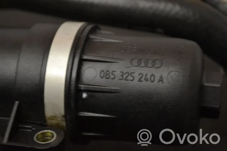 Audi A8 S8 D4 4H Gearbox oil cooler pipe/hose 0b5325240a