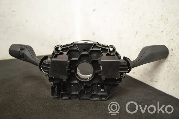 BMW 4 F32 F33 Leva/interruttore dell’indicatore di direzione e tergicristallo 9490791