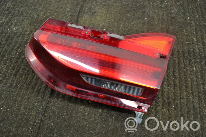 BMW 7 G11 G12 Lampy tylnej klapy bagażnika 2583246