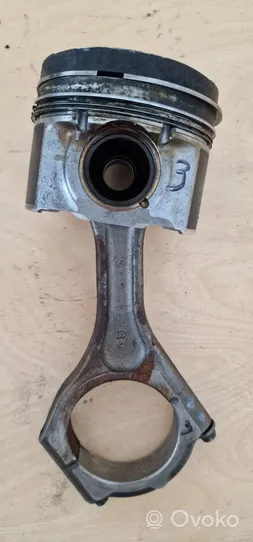 Subaru Outback Piston 