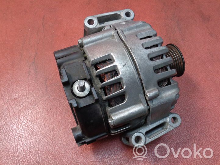 Mercedes-Benz SLK R172 Alternator A0009067702