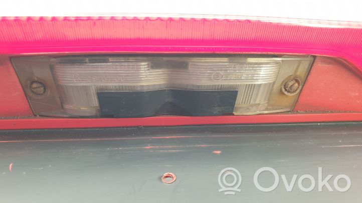 Audi 80 90 B3 Galinio dangčio numerio apšvietimo juosta 895945695