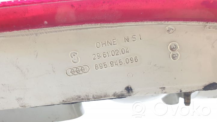 Audi 80 90 B3 Aizmugurējais lukturis virsbūvē 29610204