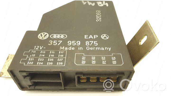 Volkswagen PASSAT B4 Moduł / Sterownik komfortu 357959875