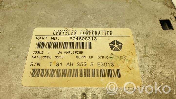 Chrysler Stratus Wzmacniacz audio P04608313
