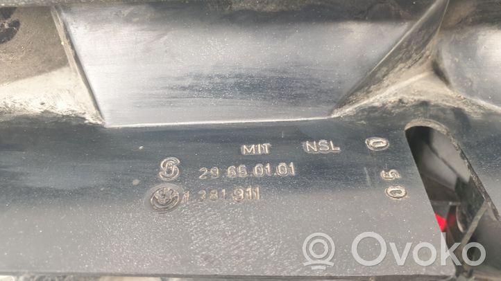 BMW 3 E30 Galinis žibintas kėbule 1386089