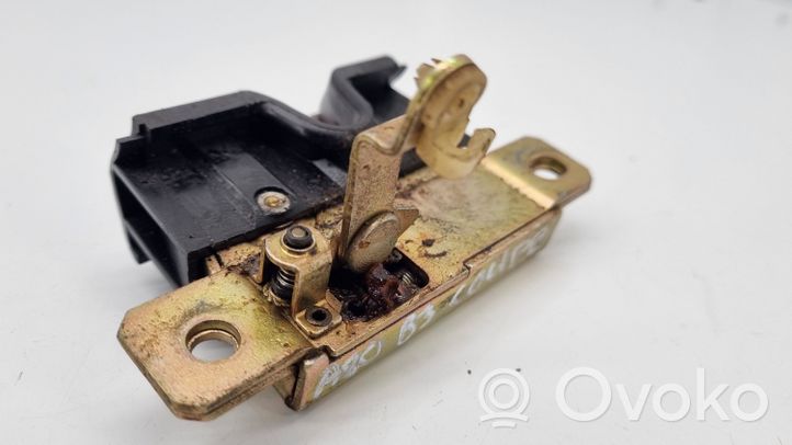 Audi 80 90 B3 Serratura portiera di carico 895827505D