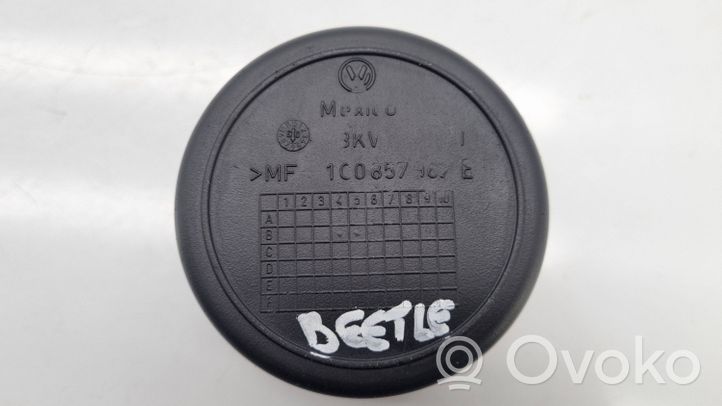 Volkswagen New Beetle Pelnutrauks (priekšā) 1C0857962E