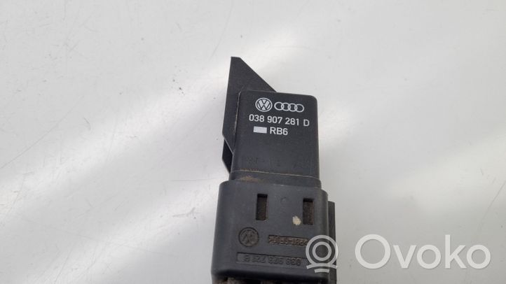 Volkswagen Caddy Relè preriscaldamento candelette 038907281D