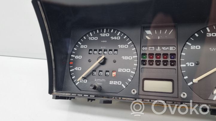 Volkswagen Jetta II Speedometer (instrument cluster) 191919033MK