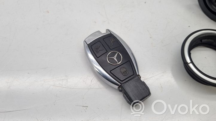 Mercedes-Benz E W210 Verrouillage de commutateur d'allumage 2105450208