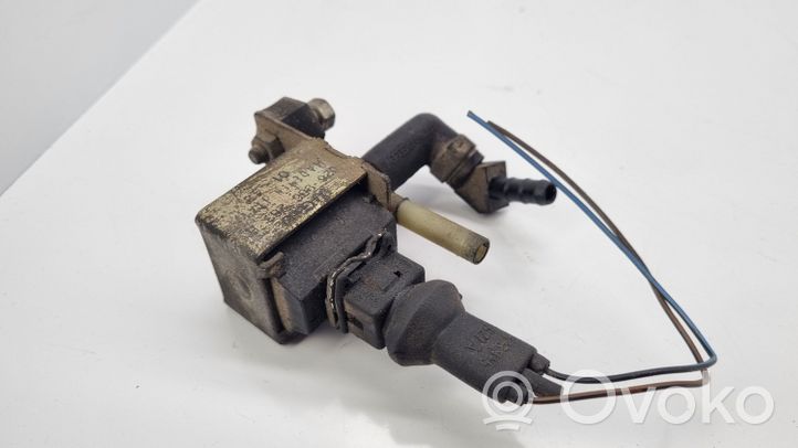 Audi 80 90 B3 Solenoidinis vožtuvas 026906283B