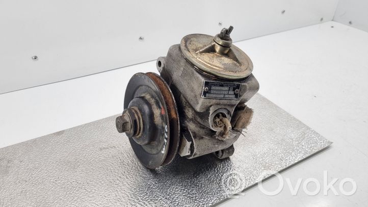 Mercedes-Benz COMPAKT W115 Pompe de direction assistée 1164602480