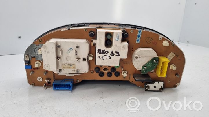 Audi 80 90 B3 Geschwindigkeitsmesser Cockpit 893919033BA