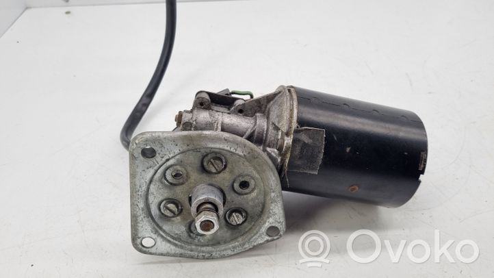 Mercedes-Benz 307 Moteur d'essuie-glace 0390341085