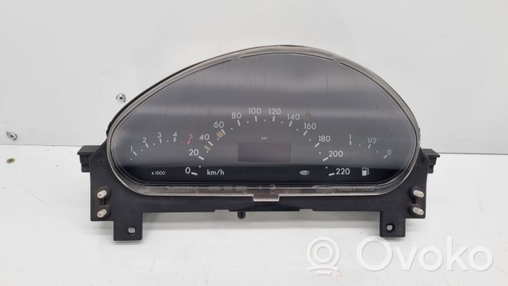 Mercedes-Benz Vaneo W414 Speedometer (instrument cluster) A4144461221