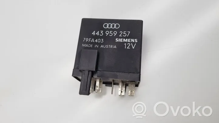 Audi 80 90 B3 Relè alzacristalli elettrici 443959257