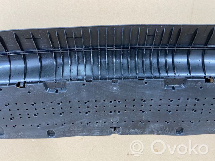 Audi A4 S4 B9 8W Piastra paramotore/sottoscocca paraurti anteriore 8W0807641F