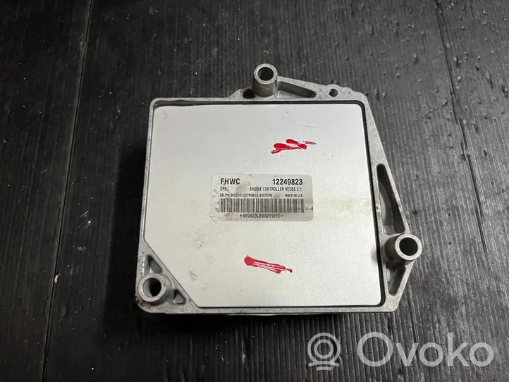 Chevrolet Astra Motorsteuergerät ECU MT35E21