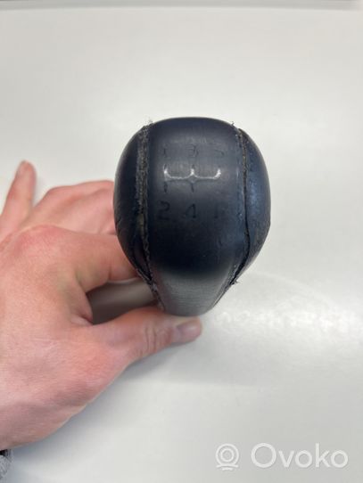 Volvo S60 Gear lever shifter trim leather/knob 