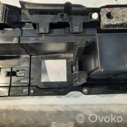 Toyota RAV 4 (XA40) Daiktadėžė 5857742130