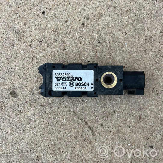 Volvo XC90 Turvatyynyn törmäysanturi 30682590