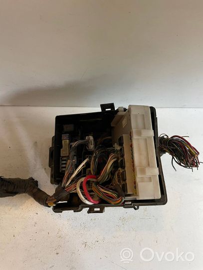 Nissan Navara Fuse module 284B6EB300