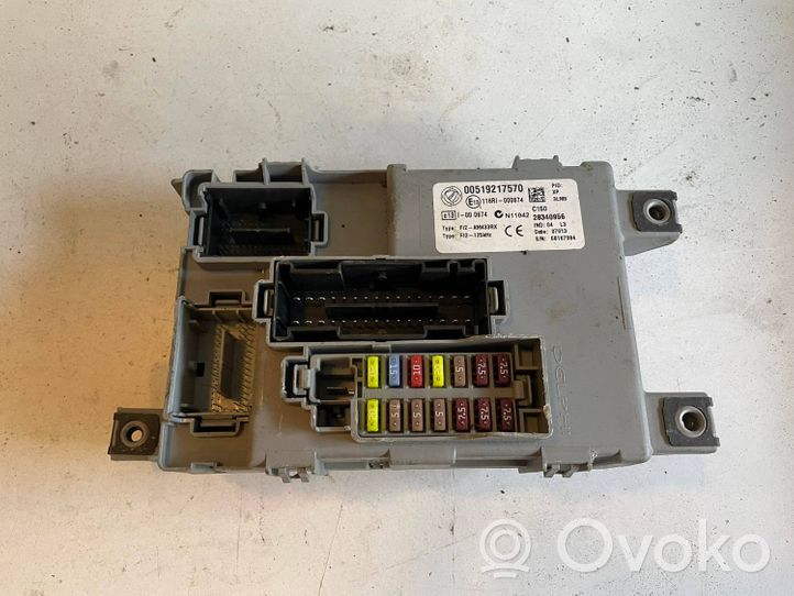 Fiat Doblo Unité de commande, module ECU de moteur 00519217570