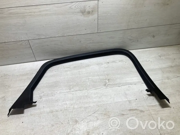 Audi A3 S3 8V Rivestimento modanatura del vetro della portiera posteriore 8V5867671