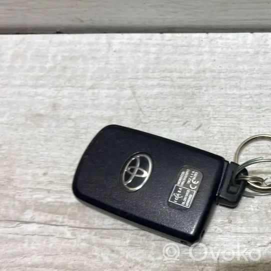 Toyota Yaris Clé / carte de démarrage mr6302