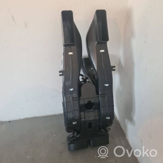 BMW X5 F15 Ohjaamon sisäilman ilmakanava 9266627