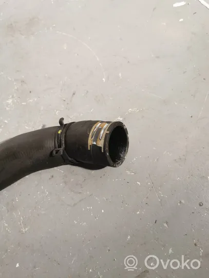 Audi Q7 4M Engine coolant pipe/hose 4M0122055