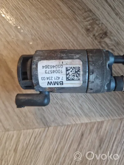 BMW 3 F30 F35 F31 Adblue -pumppu 1004573