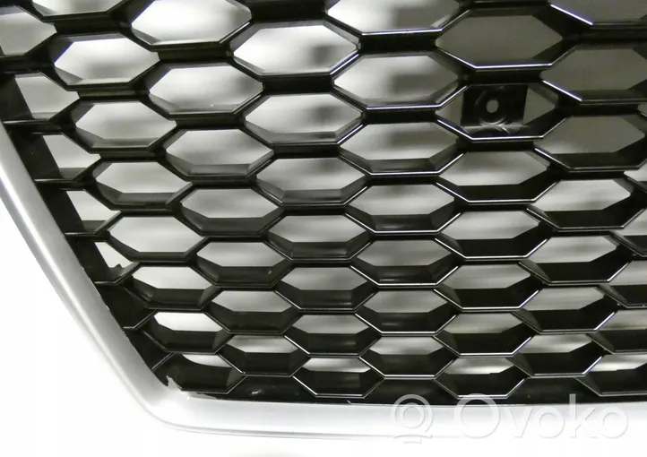 Audi A6 C7 Grille calandre supérieure de pare-chocs avant 4G0853653N