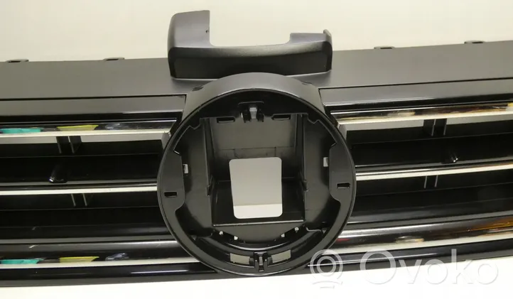 Volkswagen Golf Sportsvan Griglia superiore del radiatore paraurti anteriore GRILL