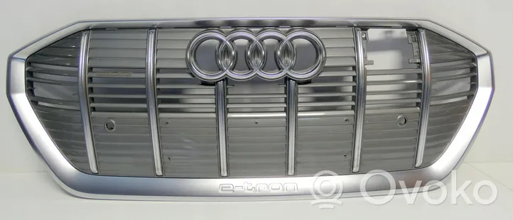 Audi e-tron Griglia superiore del radiatore paraurti anteriore 22008899