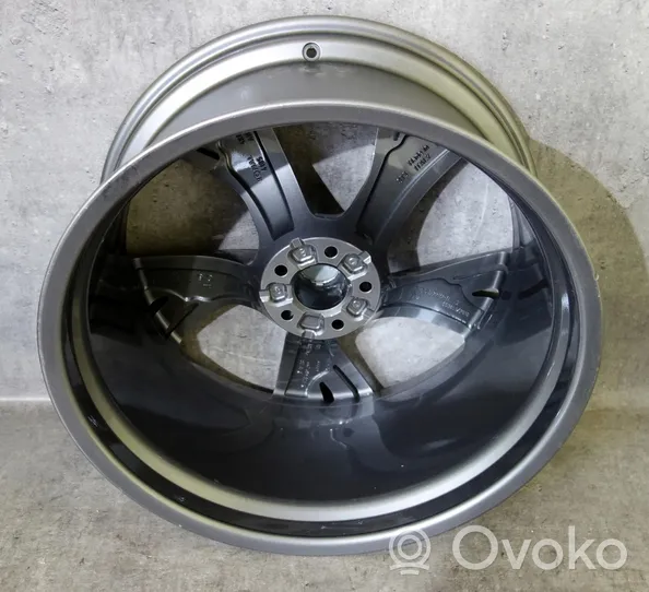 Audi RS7 C7 R22 alloy rim 