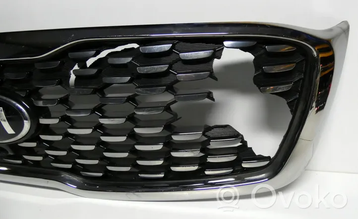 KIA Sorento Maskownica / Grill / Atrapa górna chłodnicy 86352-C5610