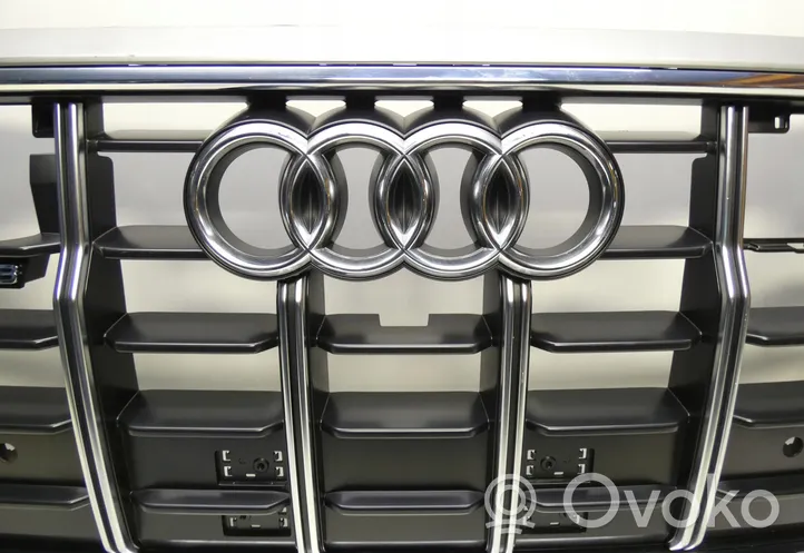 Audi Q8 Front bumper upper radiator grill 4M8853651A