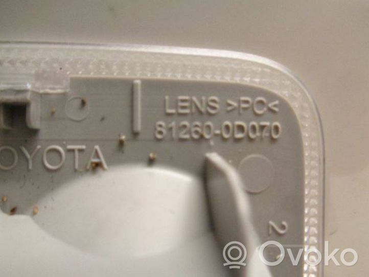 Toyota Yaris Éclairage lumière plafonnier avant 81260-0D070