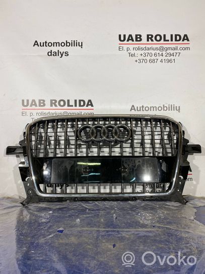 Audi Q5 SQ5 Grotelės viršutinės 8R0853651R