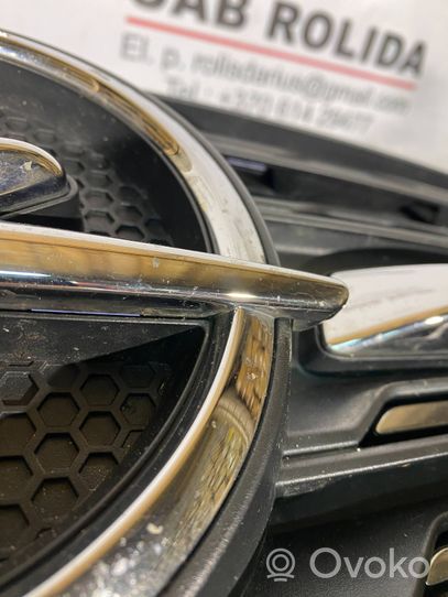 Opel Zafira Life Grille calandre supérieure de pare-chocs avant 9833128677