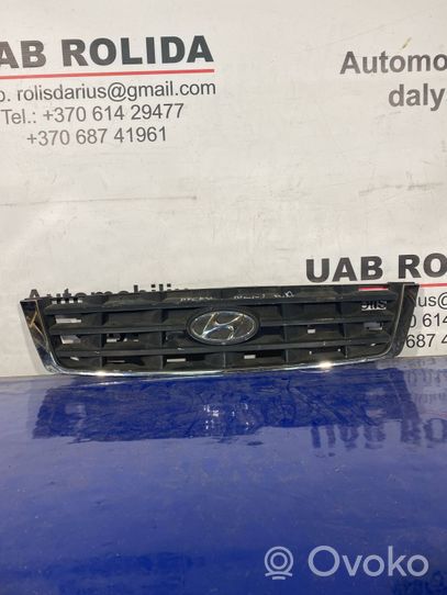 Hyundai Accent Grille calandre supérieure de pare-chocs avant 8636125620