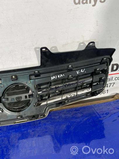 Nissan Qashqai Etupuskurin ylempi jäähdytinsäleikkö 62310EY10A