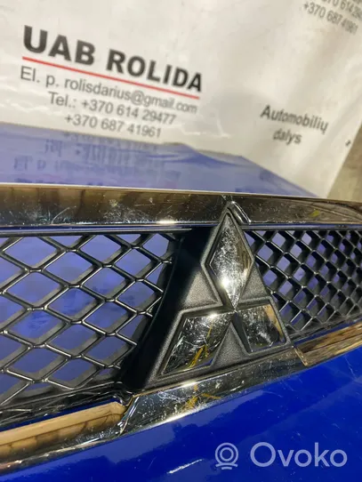 Mitsubishi Lancer VIII Grille calandre supérieure de pare-chocs avant 7450A093