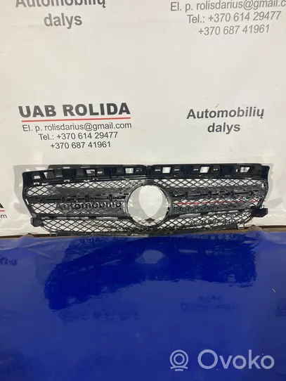 Mercedes-Benz A W176 Maskownica / Grill / Atrapa górna chłodnicy A1768880260