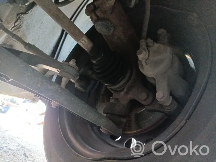 Toyota Aygo AB10 Zwrotnica koła przedniego 432120H010