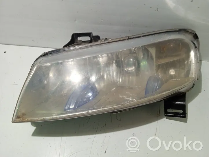 Fiat Stilo Lampa przednia 51758096