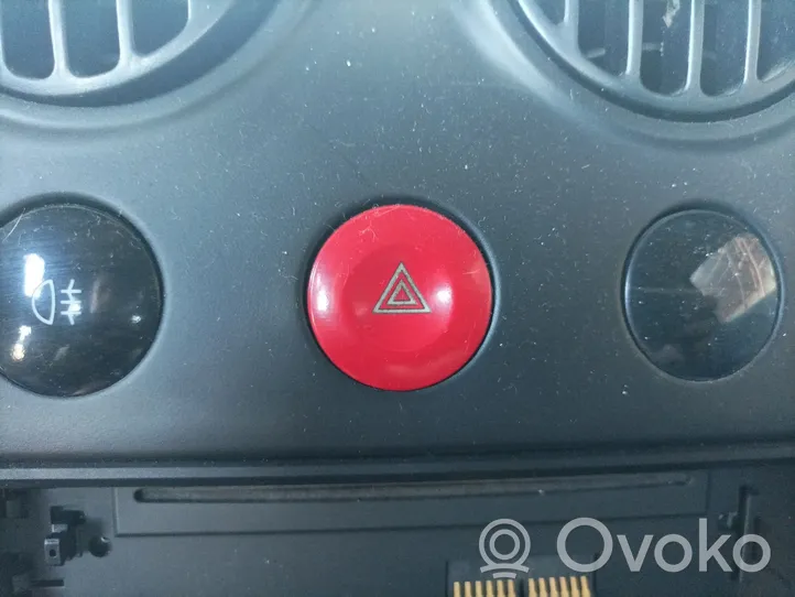 Chevrolet Kalos Hazard light switch 